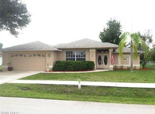 1524 Graduate Ct, Lehigh Acres, FL 33971