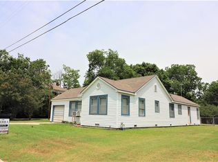 503 Moss St, Gainesville, TX 76240