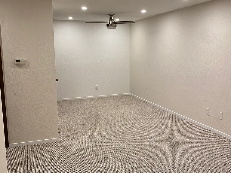 2801 N Los Felices Cir E #D208 — Photo 10