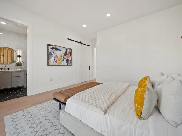 13 Lienau Place image 13 of 34