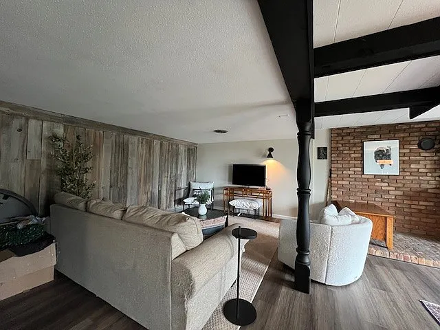 1228 Saint Andrew St — Photo 25