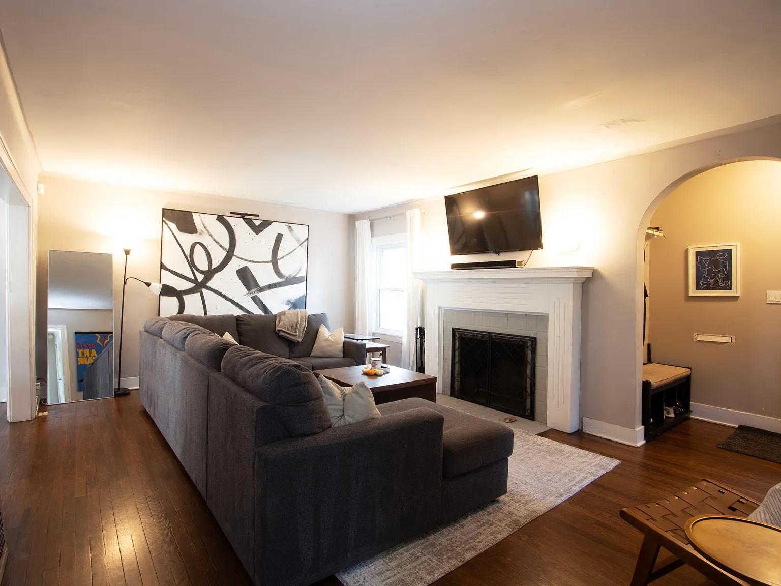 3 bed, 1963 sqft, $3,000 — Photo 4