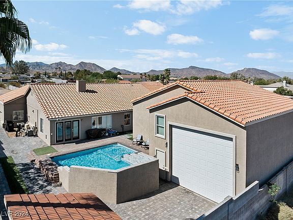 4th image of 1210 San Eduardo Ave