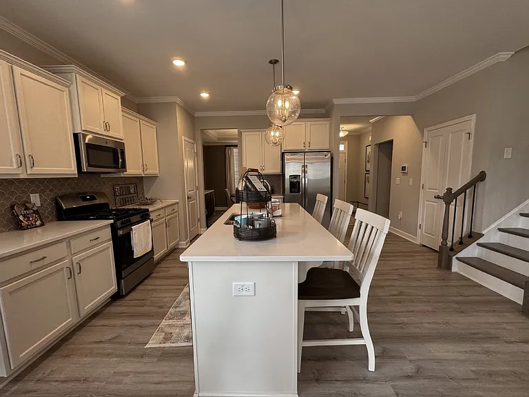 100 Highland Forest Dr — Photo 2