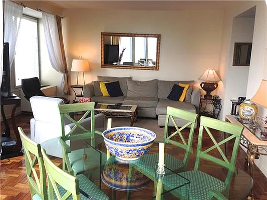 Rented by Barkin and Associates | media 24