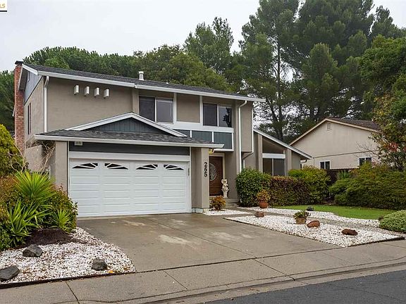 3rd image of 265 Pepperwood St