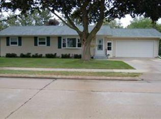 616 Mary St, Beaver Dam, WI 53916