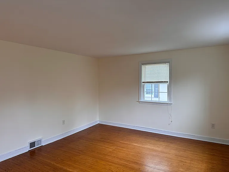 8 Arthur Rd — Photo 30