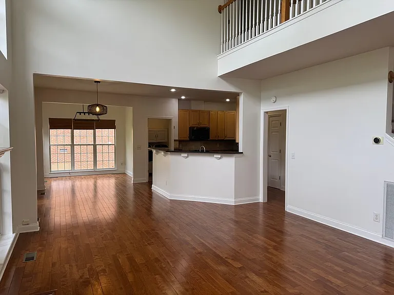 1316 Sweetwater Dr — Photo 8