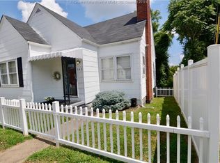 145 Oakwood Rd, Charleston, WV 25314