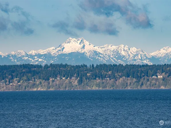 6533 Seaview Avenue NW #A501, Seattle, WA 98117