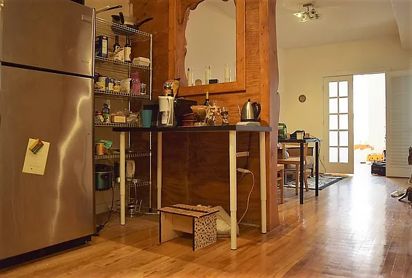 Rented by EXR | media 28