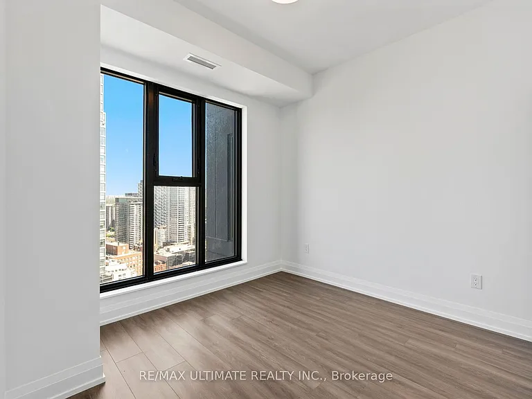 20 Soudan Ave #3411 — Photo 20