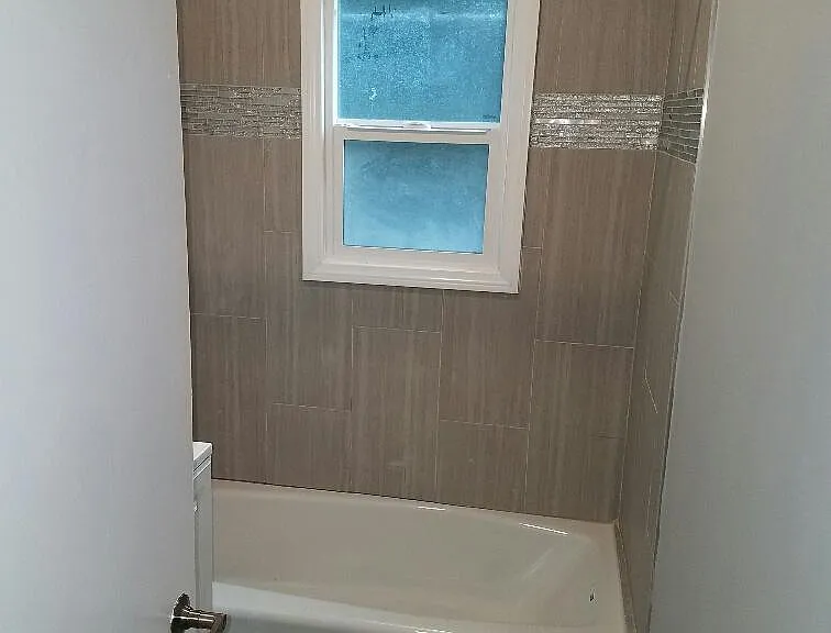 703 E Providencia Ave #204 — Photo 5