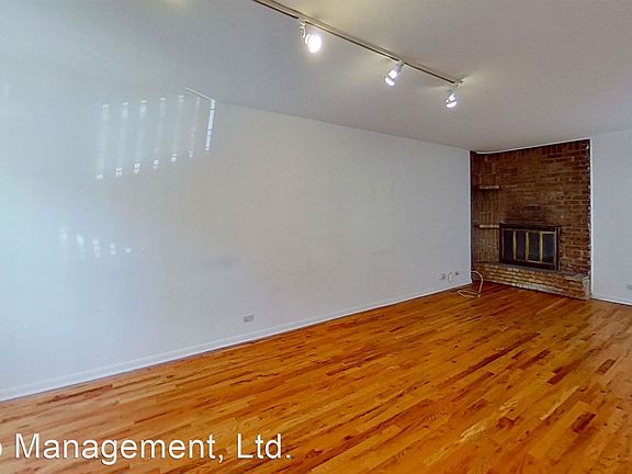 2nd image of 2634 N Mildred Ave APT 4