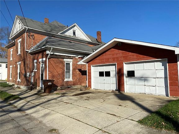 2nd image of 38 W Dayton St