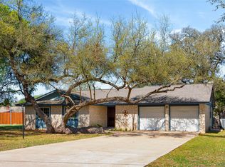 110 Cedar Dr, Mountain City, TX 78610