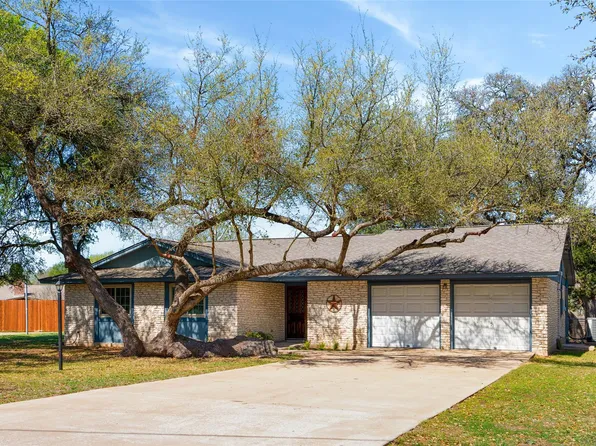 110 Cedar Dr, Mountain City, TX 78610