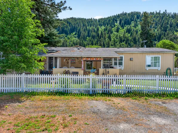 1214 Overlook Blvd, Marcus, WA 99151