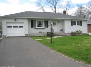 75 Highwood Rd, Waterbury, CT 06708