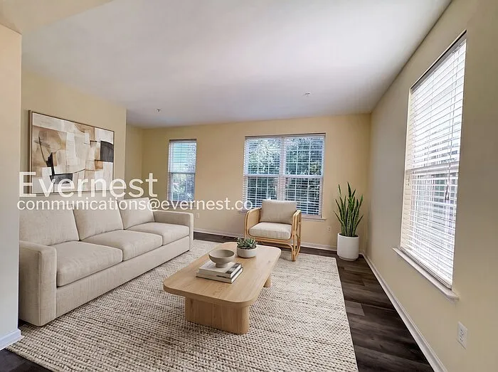 6137 Hanlon St — Photo 8