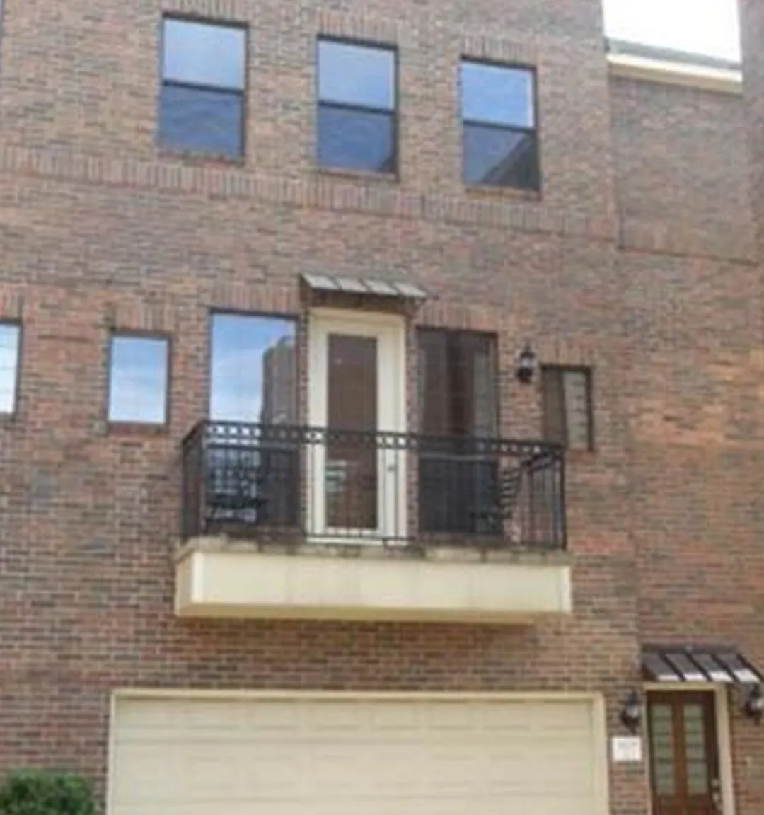 3 bed, 2.5 bath, 1592 sqft, $2,550 — Photo 1