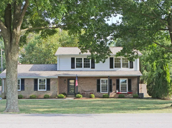 2827 Huntertown Rd, Versailles, KY 40383