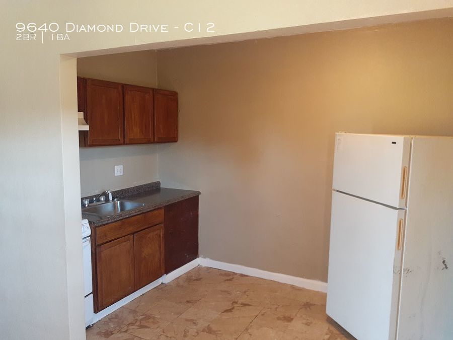 2nd image of 9640 Diamond Dr #C12