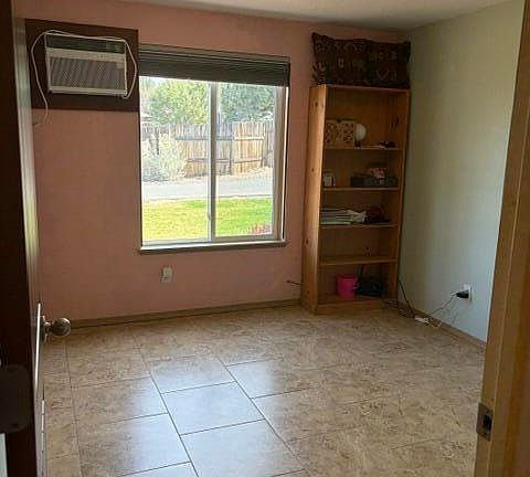 5th image of 10364 SW Carol Ct