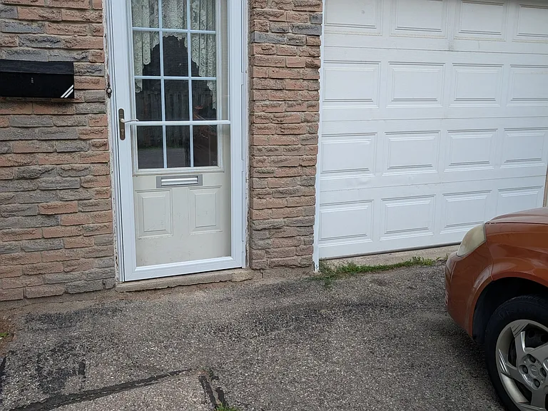 70 Morgan Ave #15 — Photo 2
