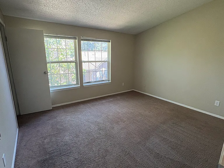 1546 S Ouray Cir #B — Photo 25