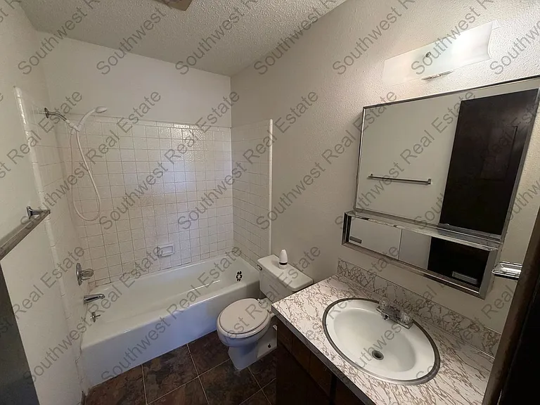 2101 Fred Daugherty — Photo 3