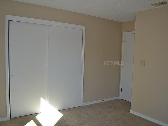 4th image of 3090 Blaine Cir