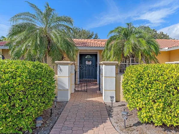 513 Whitfield Ave, Sarasota, FL 34243