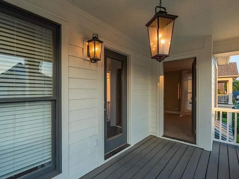 Newfort Pl — Photo 23