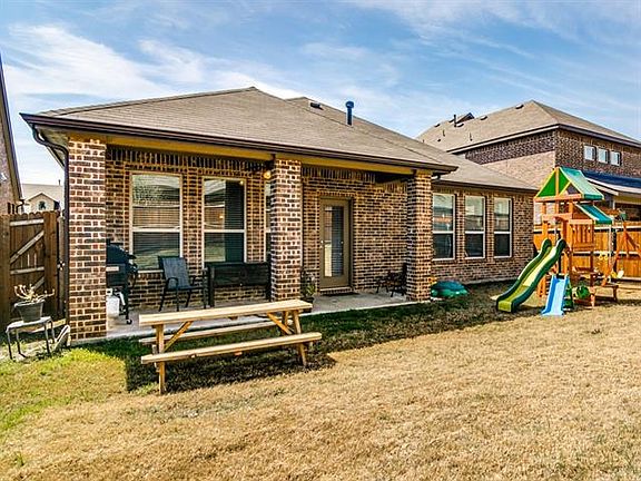 5th image of 2301 Marigold Dr