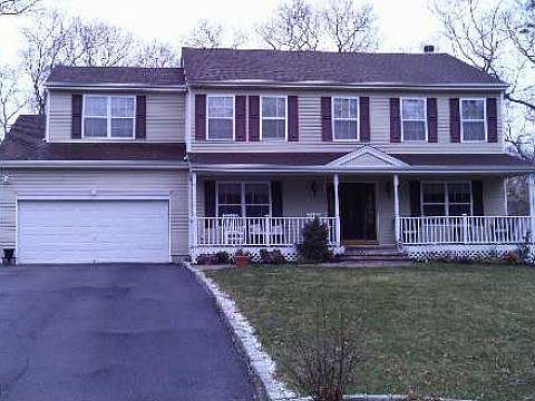 1st image of 138 Maple Wood Ln