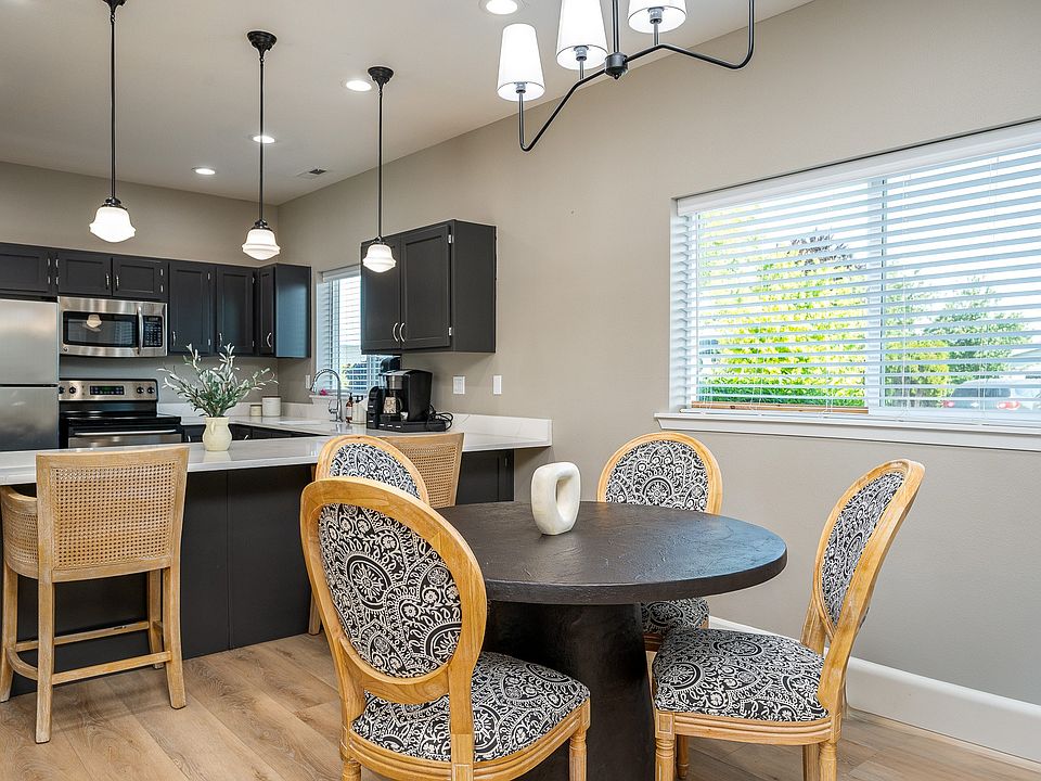 Center Pointe | Clubhouse
