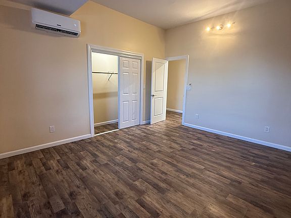3rd image of 554 Main St Floor 2