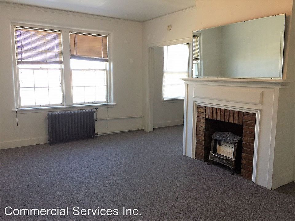 2nd image of 615 S Center St APT 308