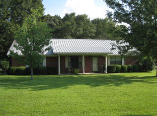 325 McMahon Rd, Purvis, MS 39475
