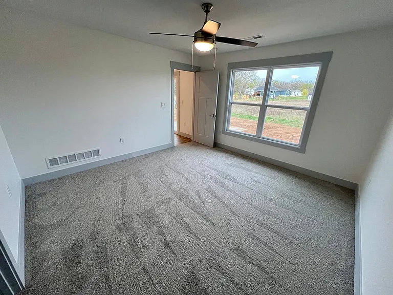4650 Pierce Dr — Photo 14