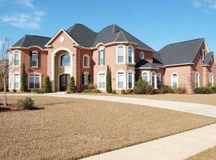 101 Caribu Ln, Centerville, GA 31028