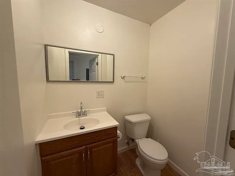 3002 W Brainerd St — Photo 9