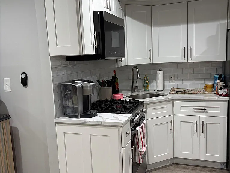 109 New York Ave #2 — Photo 4