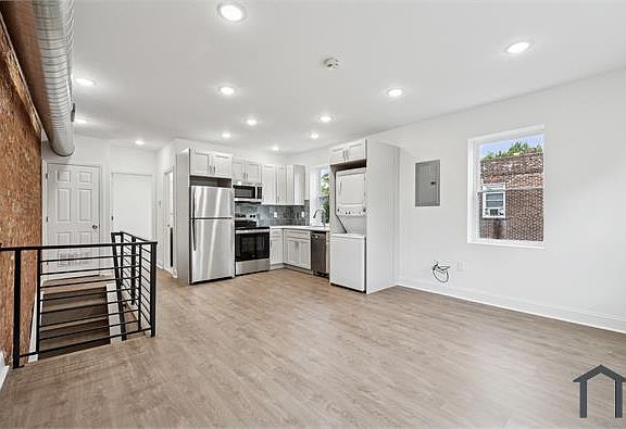 3rd image of 2534 S 61st St #2