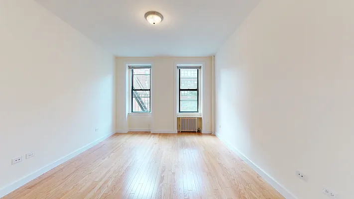 Rented by Bond New York | media 16