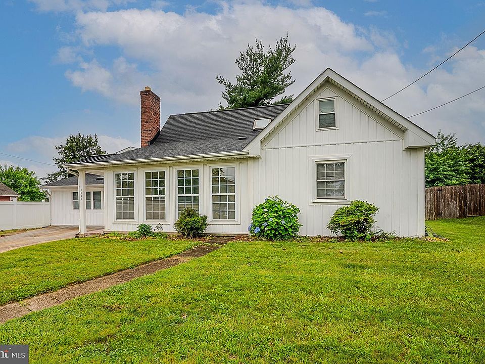 1st image of 2406 Limestone Rd