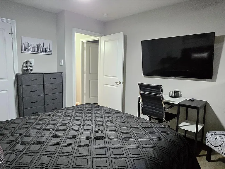 5102 Haywood St #B — Photo 10