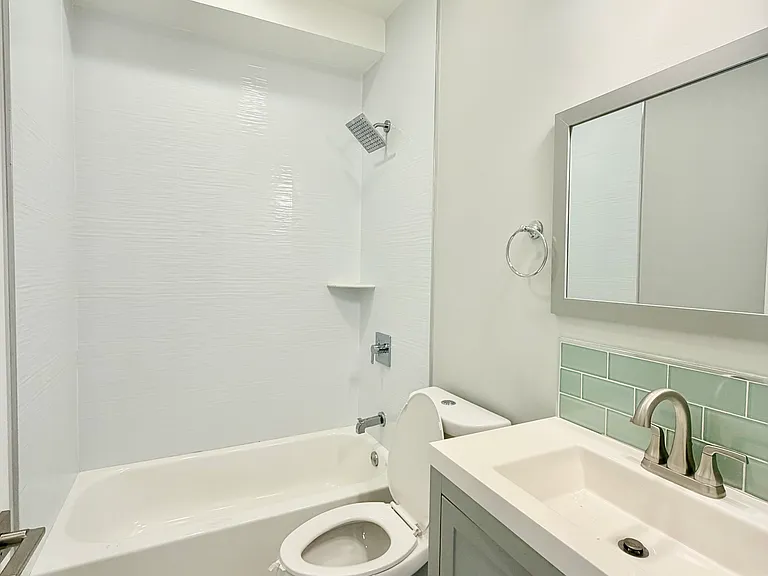 1302 N Marshall St #2 — Photo 31